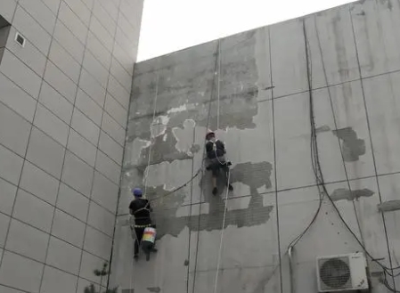 涿鹿楼顶漏水维修公司分享下涿鹿外墙防水的注意事项