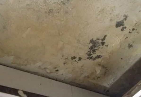 涿鹿阳台漏水维修公司分享下涿鹿卫生间渗水维修需要注意哪些问题。